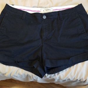 3 1/2 inch black old navy shorts